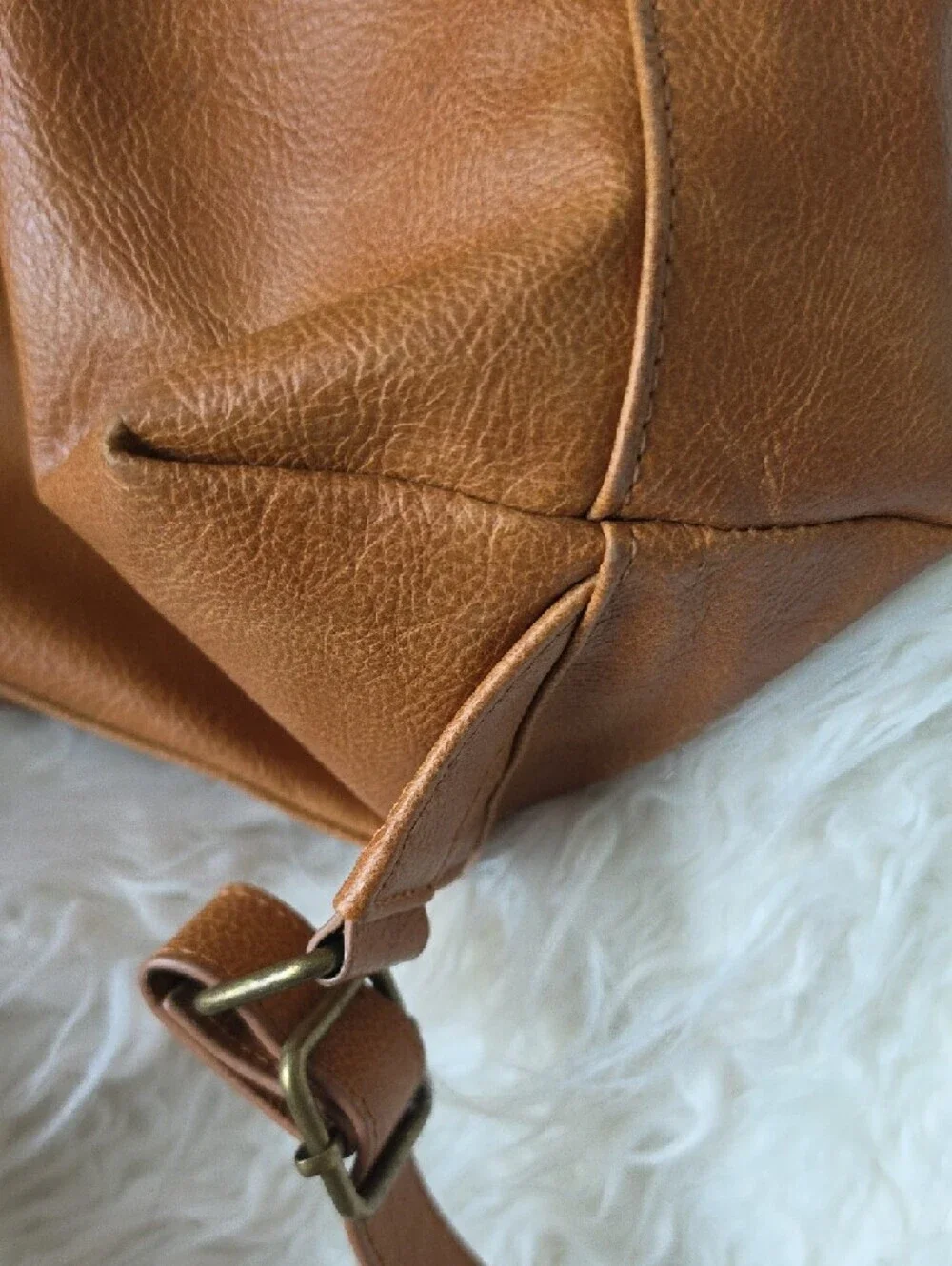 thirty-one Tan Faux Leather Tote with Light Gray Interior and Branded Tag